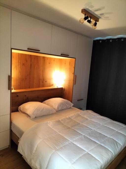 Superbe Appartement Avec Parking Malmedy Exteriér fotografie
